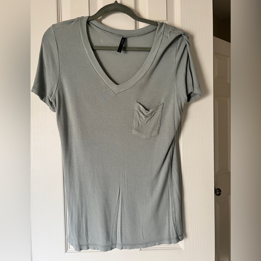 SAVVI t-shirt